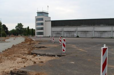 Abriss des historischen Rollfeld im Mai 2015 Flughafen Kln Butzweilerhof