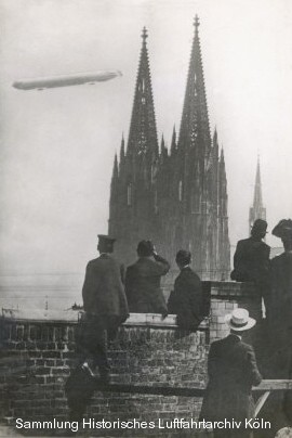 Ankunft von Zeppelin Z II in CÃ¶ln