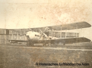 Flughafen Köln Butzweilerhof Vickers 66 VIMY