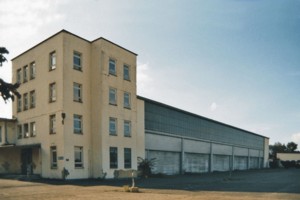 Butzweilerhof Polizeiturm Glasaufbau