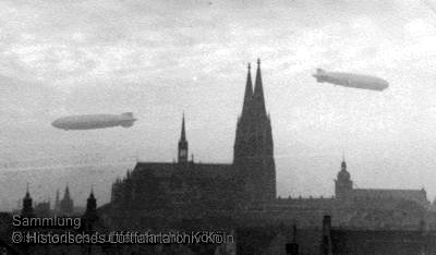 LZ 127 "Graf Zeppelin" und LZ 129 "Hindenburg" kreuzen über Köln