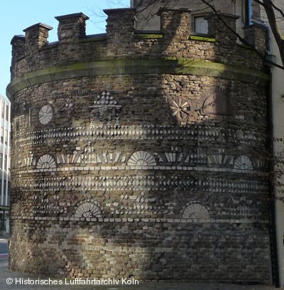 Der Rmerturm der rmischen Stadtmauer Kln