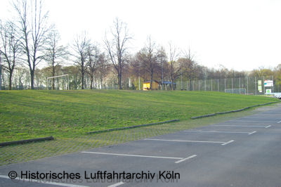 Unter diesem Hügel liegt die Spitzkaserne von Fort IV