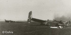 Trümmer einer Lancaster nach dem Absturz