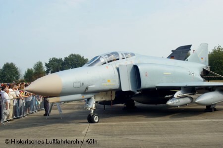 F4-F Phantm des Jagdgeschwader 71 "Richthofen"  bei der Deutschen Luft- und Raumfahrt Köln-Wahn