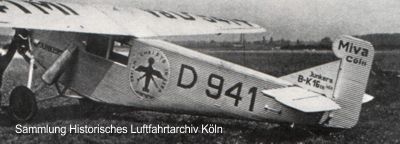 Pater Paul Schulte Junkers K16 "MIVA Cöln" auf dem Flughafen Köln Butzweilerhof